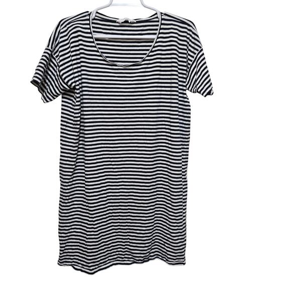 Everlane Dresses & Skirts - Everlane dress womens size medium blue white striped gia mini shift dress